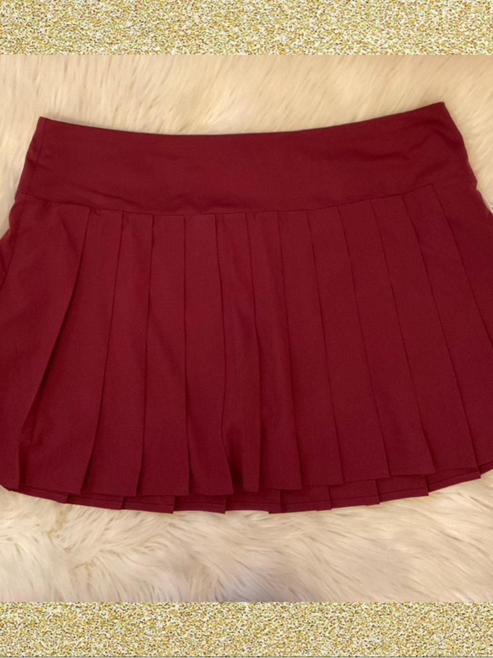 Tommy Bahama Pleated Skort - NWT - Size XL - Cabernet